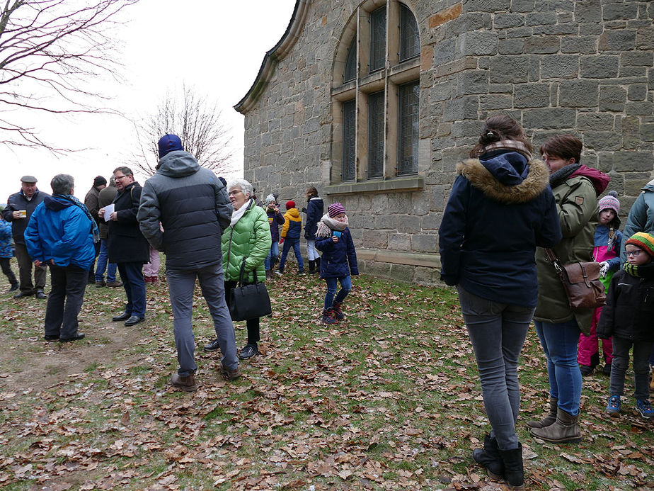 Krippenandacht mit Segnung der Kinder (Foto: Karl-Franz Thiede)